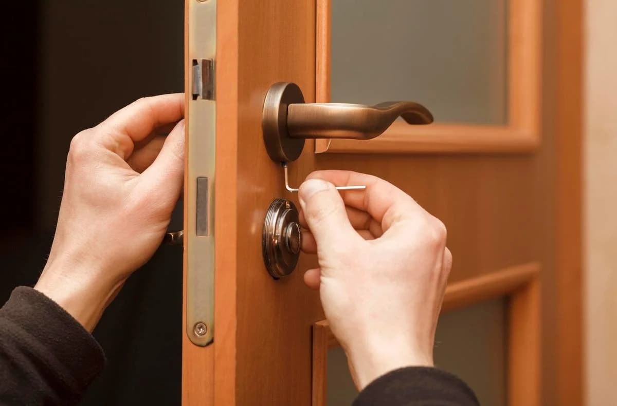 Keine Tür bleibt verschlossen – Ihr Schlüsselnotdienst mit Fingerspitzengefühl