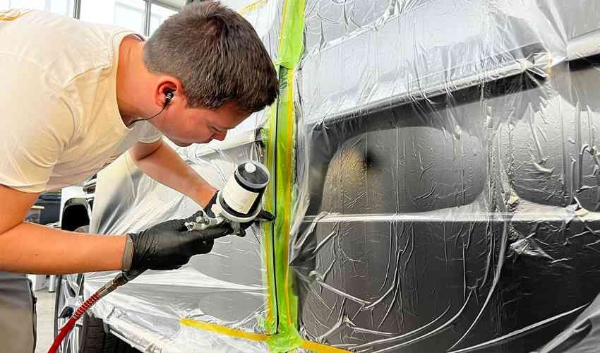 Schnelle &amp; günstige Spot Repair Lösungen von Spot Repair günstig – Ihr Experte für Dellen und Lackschäden in München