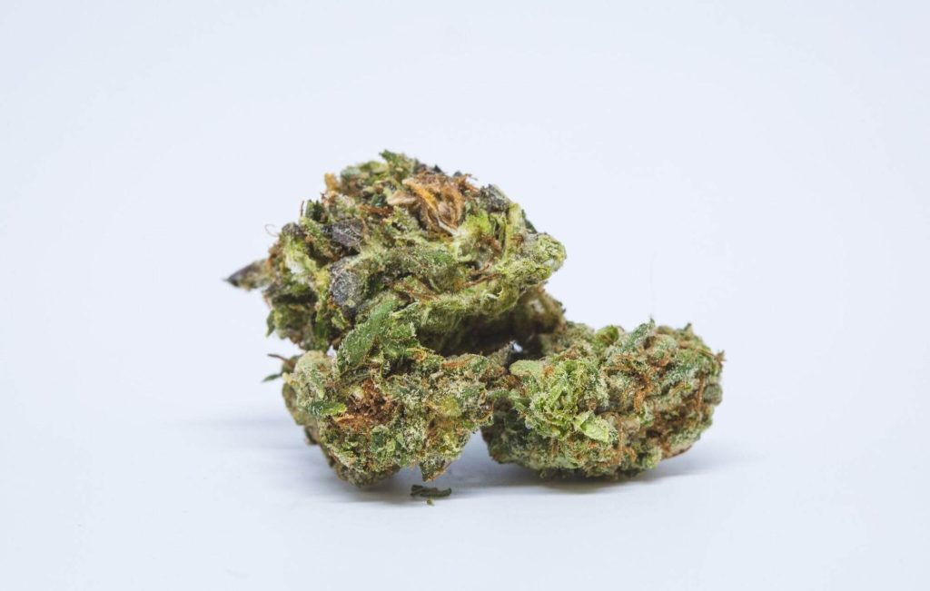 Warum Kaufen THCA die beste Wahl ist: Legales Premium-Cannabis online entdecken mit gratis Lieferung
